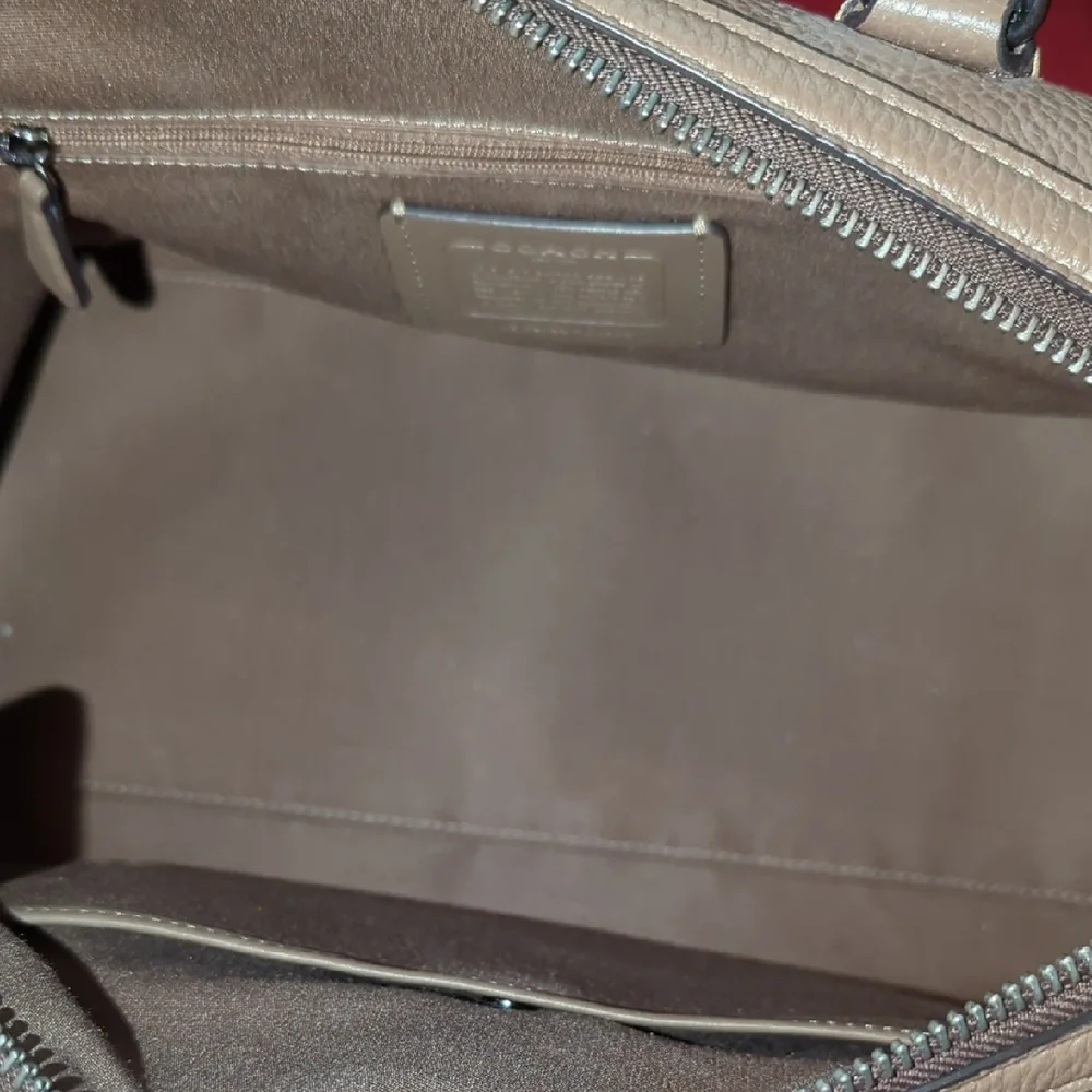 Large Coach Rowan Bag - Picture 8 of 9